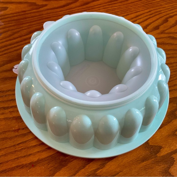 Tupperware Other - Vintage 3-Piece Classic Tupperware Jello Fluted Ring Salad Mold